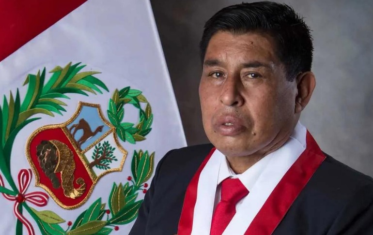 Portada: Congresistas de Perú Libre presentan proyecto para adelantar elecciones generales