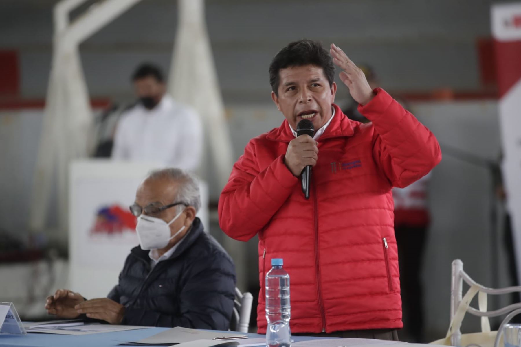 Portada: Vladimir Cerrón dice que Pedro Castillo ha retomado el "camino correcto" al plantear una asamblea constituyente