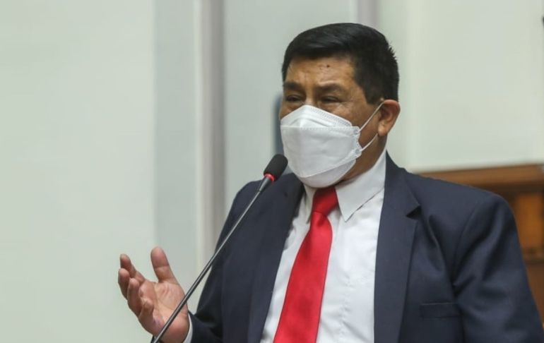 Congresista Dávila evalúa salir de la bancada de Perú Libre tras desencuentros por proyecto de adelanto de elecciones