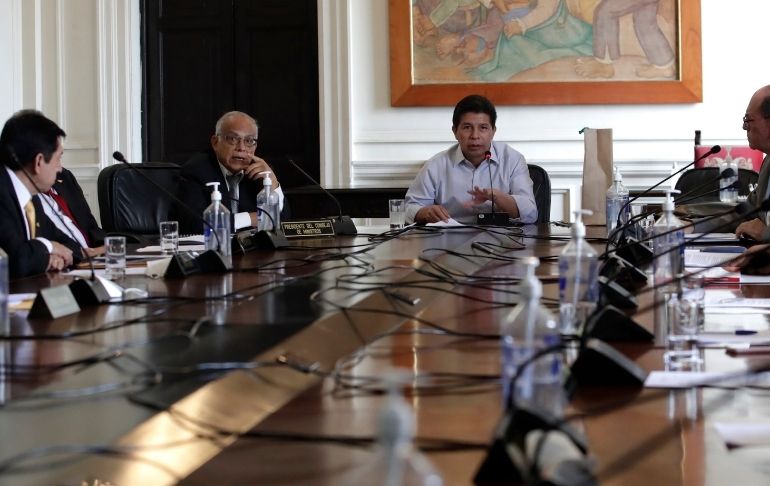 Los detalles del proyecto de reforma constitucional sobre una asamblea constituyente para nueva Constitución