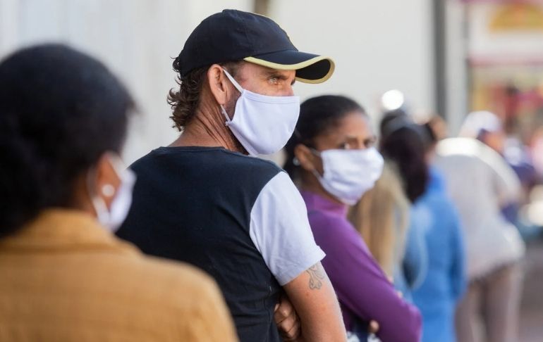 Portada: Colombia: eliminan el uso obligatorio de mascarillas en sitios cerrados