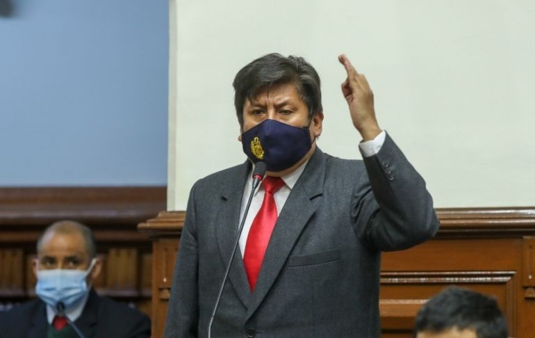 Vocero de Perú Libre no descarta apoyo a interpelación del ministro del Interior