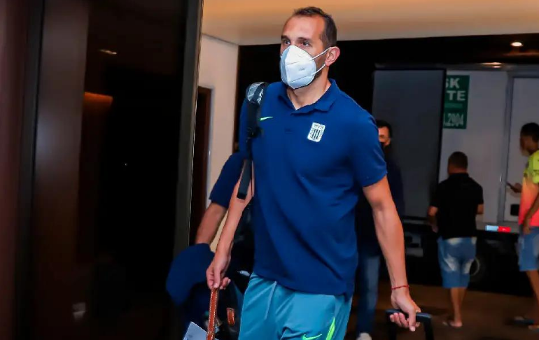 Hernán Barcos tras la derrota de Alianza Lima en Brasil: "Nos está faltando un poco a nivel internacional"