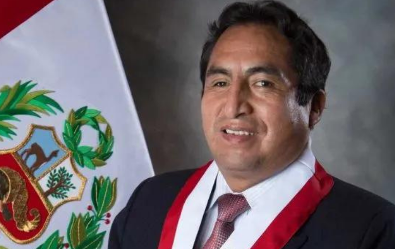 Perú Libre presenta proyecto de ley para ampliar a 5 años mandato de gobernadores regionales y alcaldes
