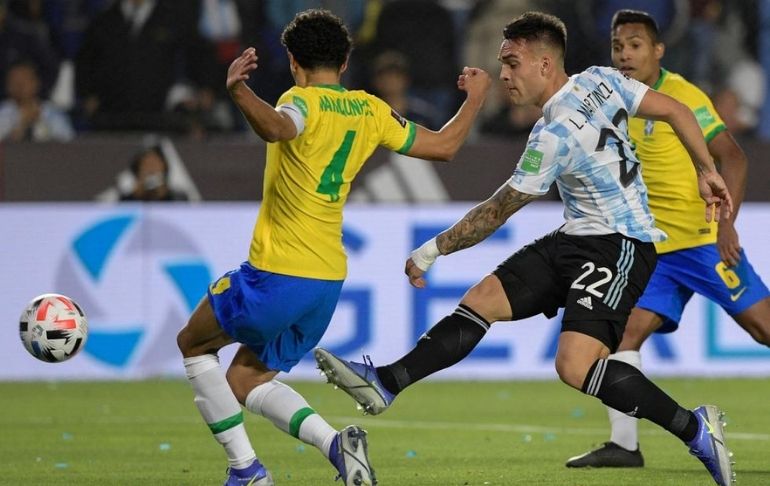 Portada: Brasil vs. Argentina: FIFA confirmó la fecha por el duelo suspendido hacia Qatar 2022