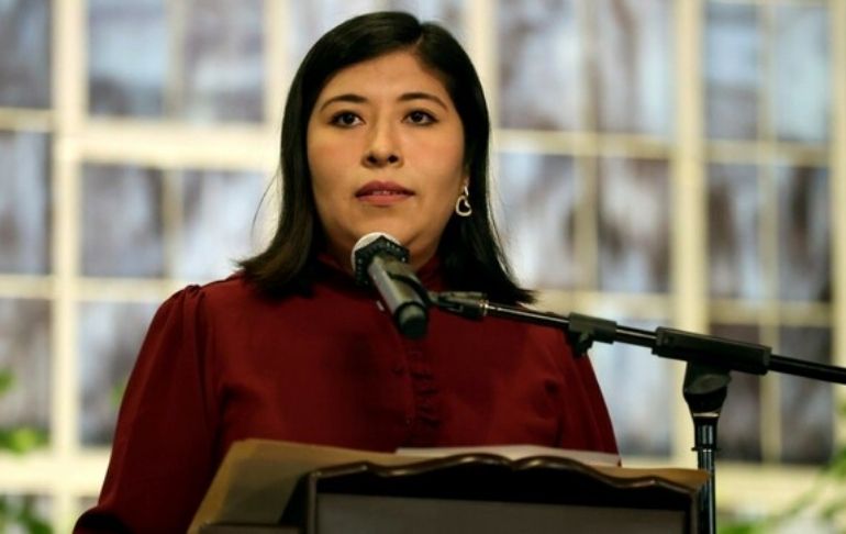 Portada: Betssy Chávez: Ministra de Trabajo es censurada por el Congreso
