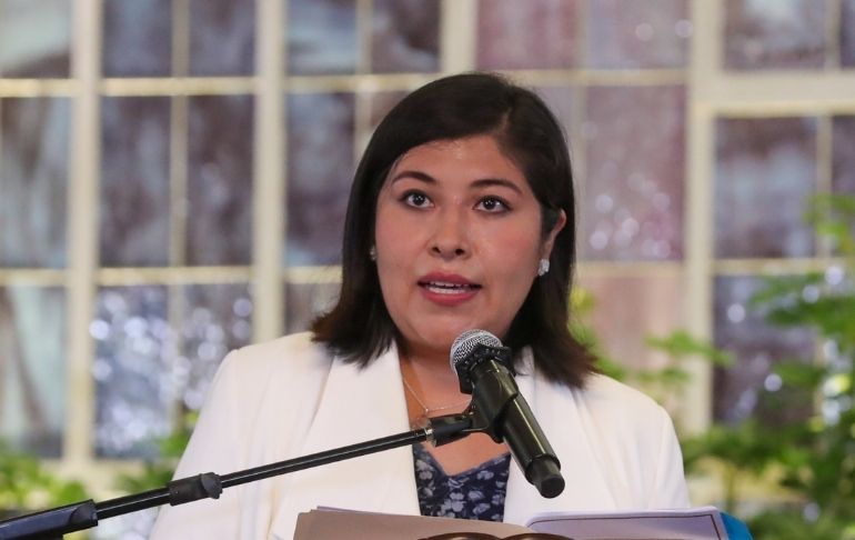 Betssy Chávez sobre moción de censura en su contra: "Tienen previsto pedir mi cabeza"