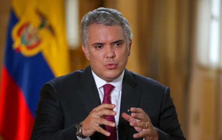 Portada: Colombia: presidente Iván Duque afirma que sería una "estupidez" si su sucesor espanta la inversión