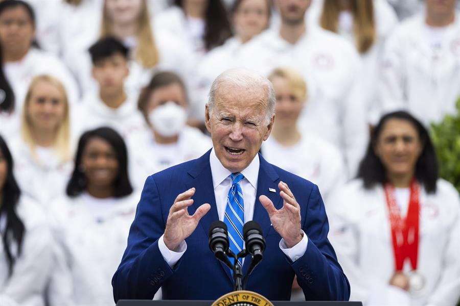 Biden acusa a los jueces del Supremo que rechazan el aborto de "extremistas" de Trump