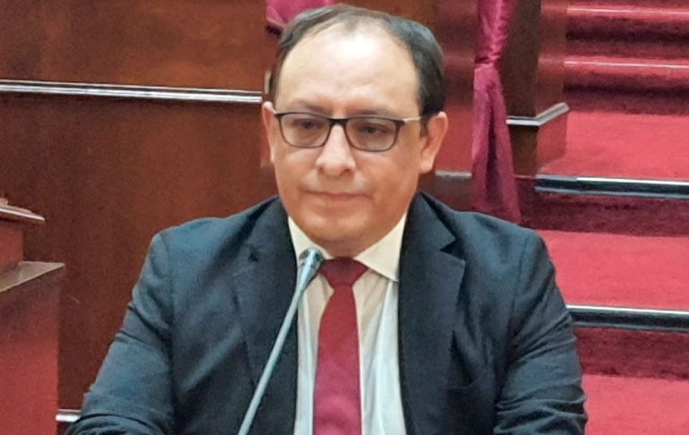 Gustavo Gutiérrez Ticse es elegido por el Congreso como nuevo magistrado del Tribunal Constitucional