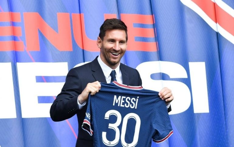 Portada: PSG vendió más de un millón de camisetas tras llegada de Lionel Messi