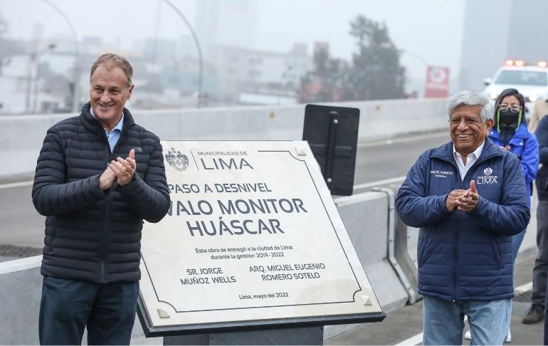 Alcalde Miguel Romero junto a Jorge Muñoz inauguraron paso a desnivel del óvalo Monitor