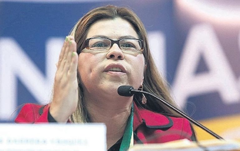 Silvia Barrera califica de "ligereza" denuncia de Zamir Villaverde acerca de que hubo fraude