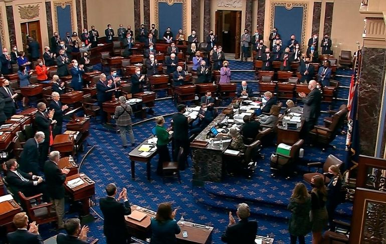 Estados Unidos: Senado aprueba US$ 400 millones de dólares para Ucrania