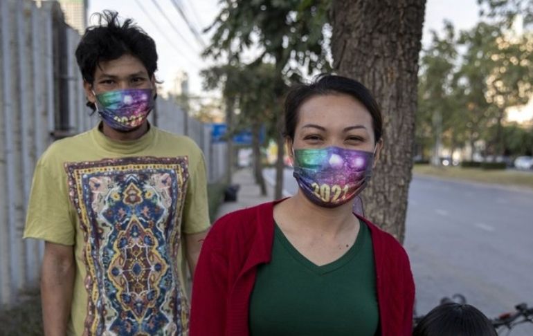 Portada: Tailandia elimina uso obligatorios de mascarillas en espacios públicos desde mediados de junio