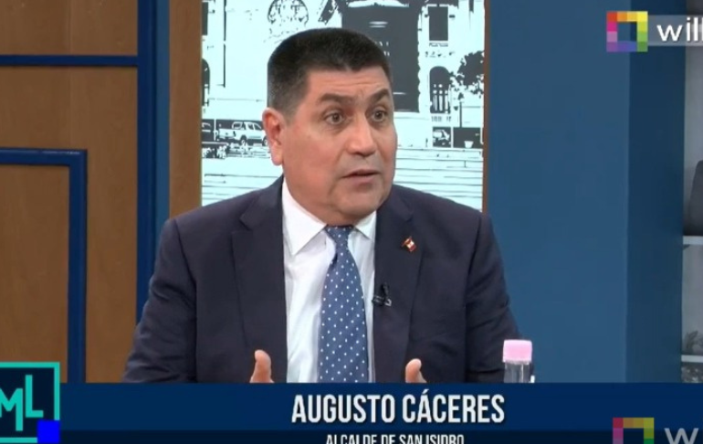 Augusto Cáceres: Karelim López es como Matilde Pinchi Pinchi