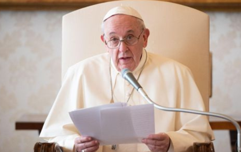 Papa Francisco elogia la "dedicación a la mujer indígena" de la nueva beata peruana Aguchita