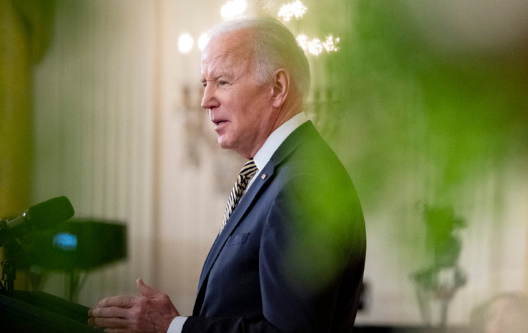 Portada: Joe Biden solicita investigar acción policial israelí en funeral de periodista palestina asesinada