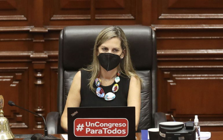 María del Carmen Alva sobre censura de Betssy Chávez: “Ojalá nombren a un ministro de Trabajo que ataque la informalidad”