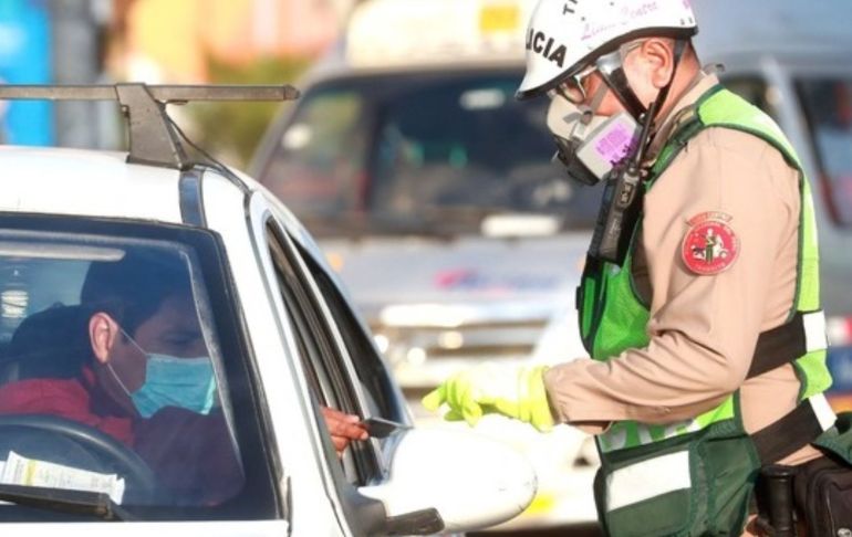 Más de un millón de conductores circulan por las pistas con brevetes vencidos