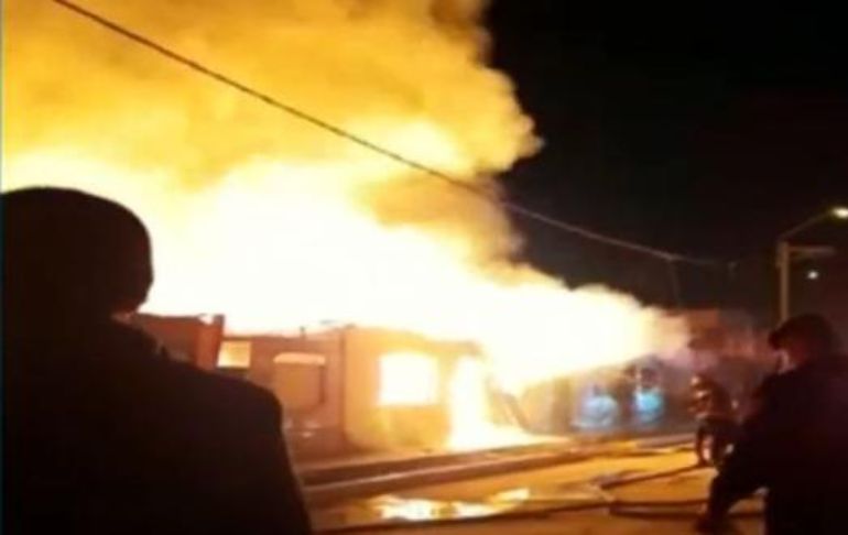 Callao: incendio arrasa con varias viviendas y deja cerca de 20 familias damnificadas