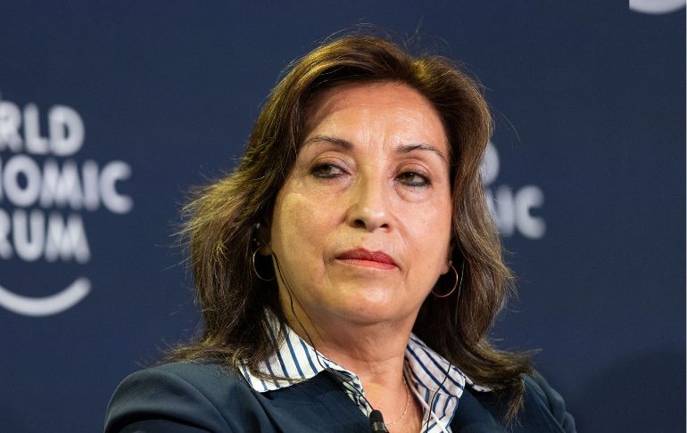 Portada: Dina Boluarte: Subcomisión aprueba denuncia constitucional contra ministra