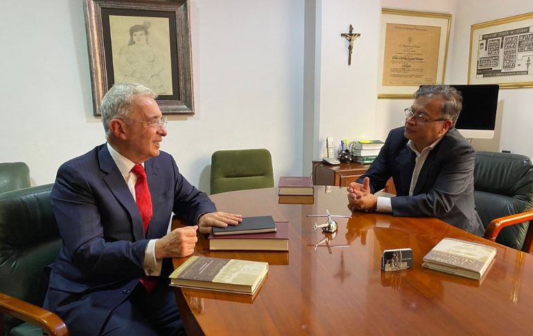 Colombia: Gustavo Petro se reunió con Álvaro Uribe