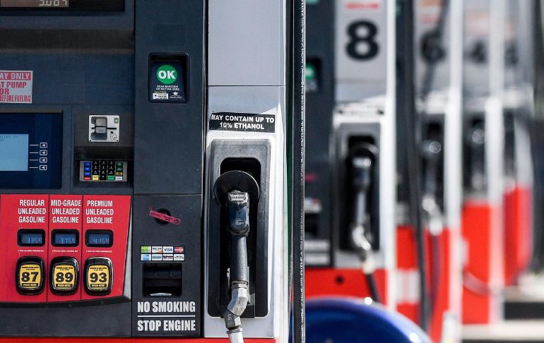 Estados Unidos: Joe Biden pide al Congreso suspender impuesto sobre la gasolina