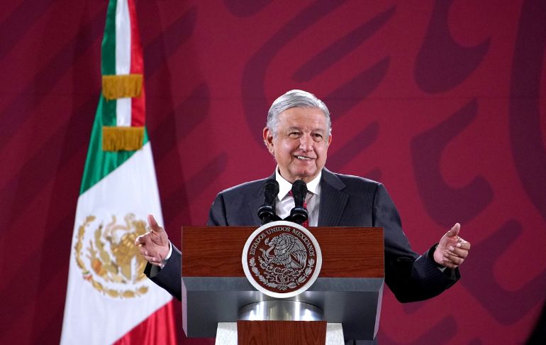Portada: México: Manuel López Obrador se burla de opositores de Gustavo Petro