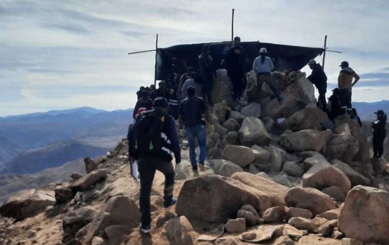 Portada: Arequipa: al menos 14 muertos en enfrentamientos entre mineros artesanales en Caravelí