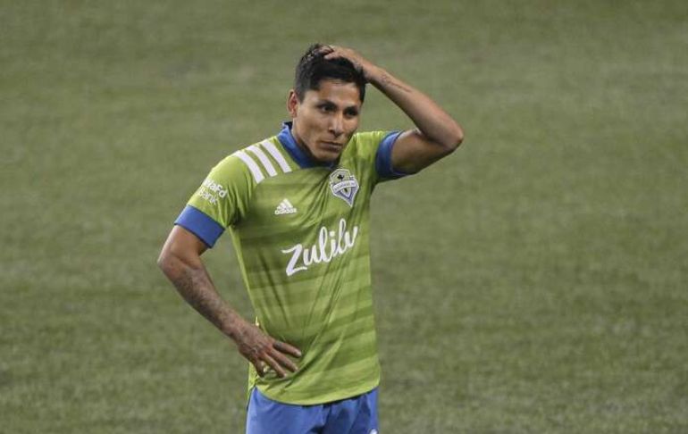 Raúl Ruidíaz se lesionó tras marcar doblete con Seattle Sounders en la MLS