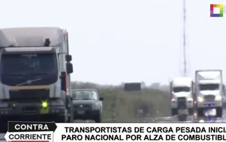 Transportistas de carga pesada inician paro nacional por alza de combustibles [VIDEO]