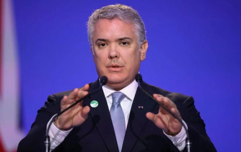 Portada: Colombia: Iván Duque señala que su país atraviesa por un “brotecito” de COVID-19