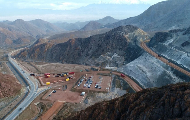 Oscar Graham: "El sector minero es el más productivo"