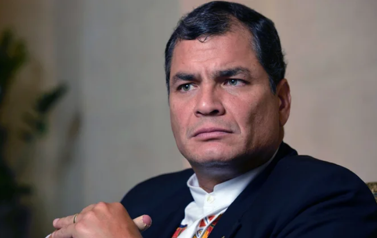 Ecuador: Rafael Correa insta a recolectar firmas para destituir al presidente Guillermo Lasso