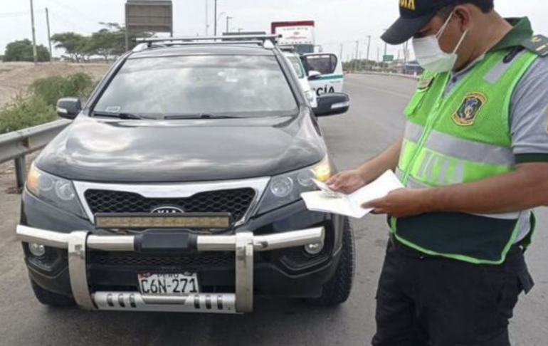 Portada: San Juan de Lurigancho: hombre fue asesinado a balazos dentro de su camioneta