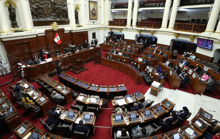 Portada: IEP: ciudadanos ven la corrupción más generalizada en el Congreso