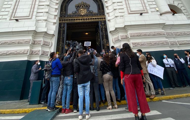 IPYS, CPP y ANP emitieron 13 alertas de acciones del Congreso contra la prensa