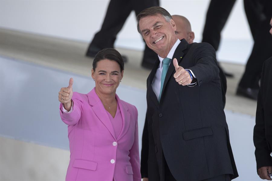 Presidentes Jair Bolsonaro y Katalin Novák se unen en su defensa a la familia tradicional cristiana