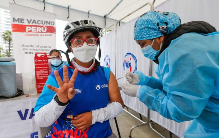 COVID-19: más de 100 mil peruanos mayores de 30 años ya recibieron la cuarta dosis