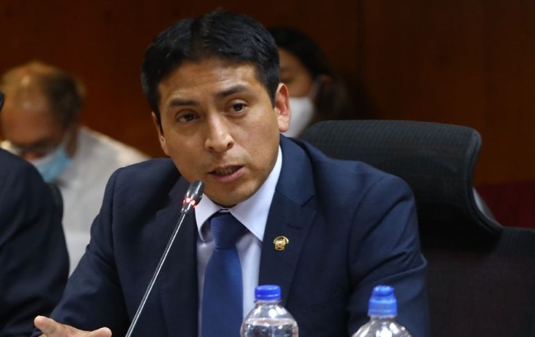 Portada: Freddy Díaz: Fiscalía dispone iniciar diligencias en su contra por presunta violación sexual