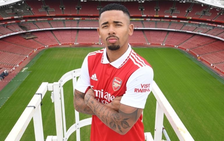 Arsenal anunció el fichaje de Gabriel Jesus por más de 50 millones de euros