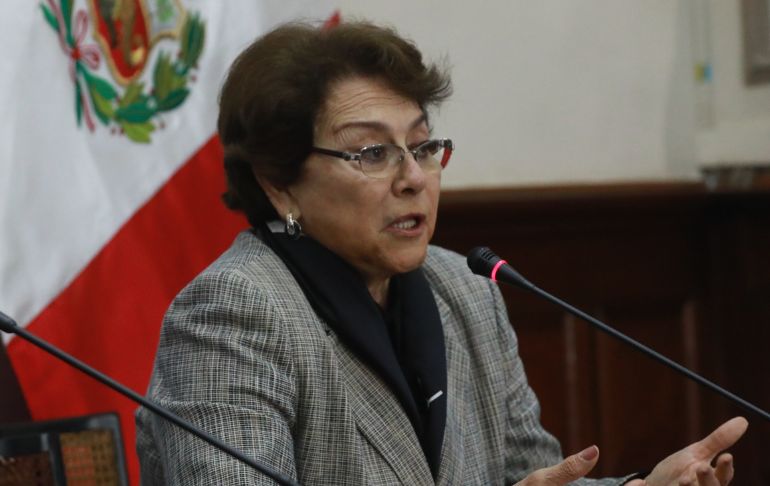 Gladys Echaíz: “Creo que lo que ha denunciado el exministro del Interior es bastante grave"