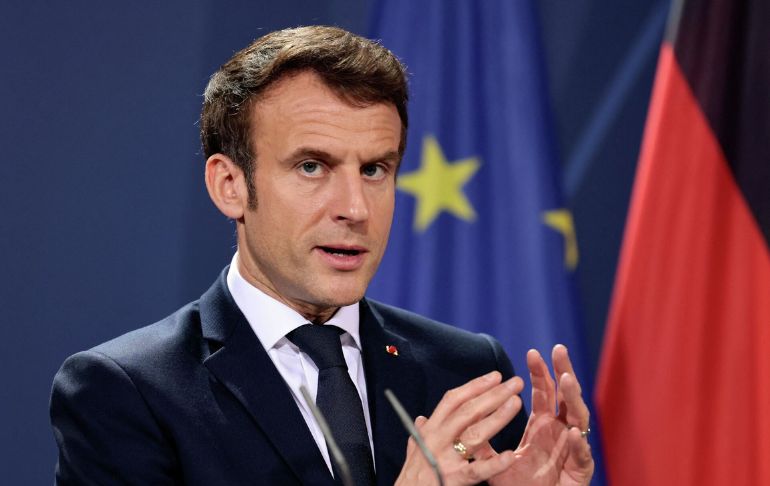 Macron acusa a Rusia de usar los alimentos y combustibles como “armas de guerra”