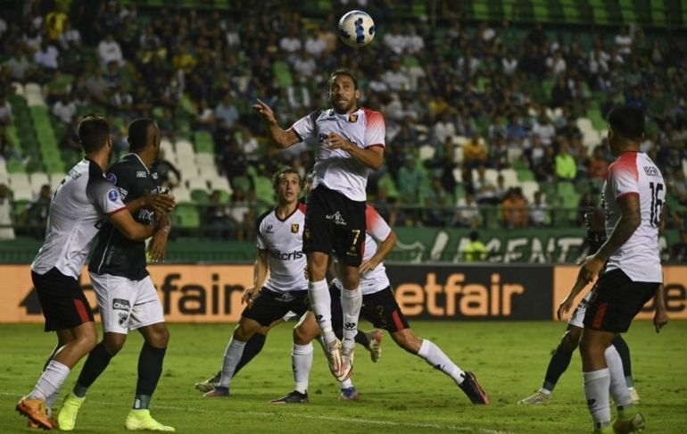 Portada: Copa Sudamericana: Melgar enfrenta esta noche a Deportivo Cali por los octavos de final