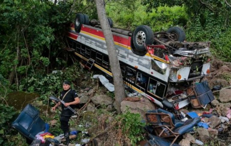 Nicaragua: 16 personas fallecieron en accidente de carretera