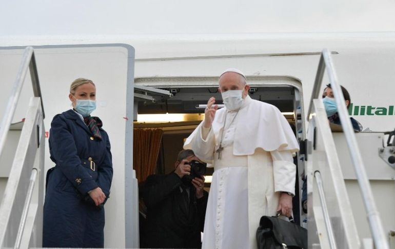 Papa Francisco inicia su “viaje penitencial” a Canadá