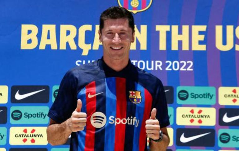 Portada: Barcelona presentará el viernes 5 de agosto a Robert Lewandowski en un acto con público en el Camp Nou