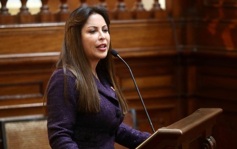 Patricia Chirinos solicita registro migratorio de los últimos 30 días de Yenifer Paredes