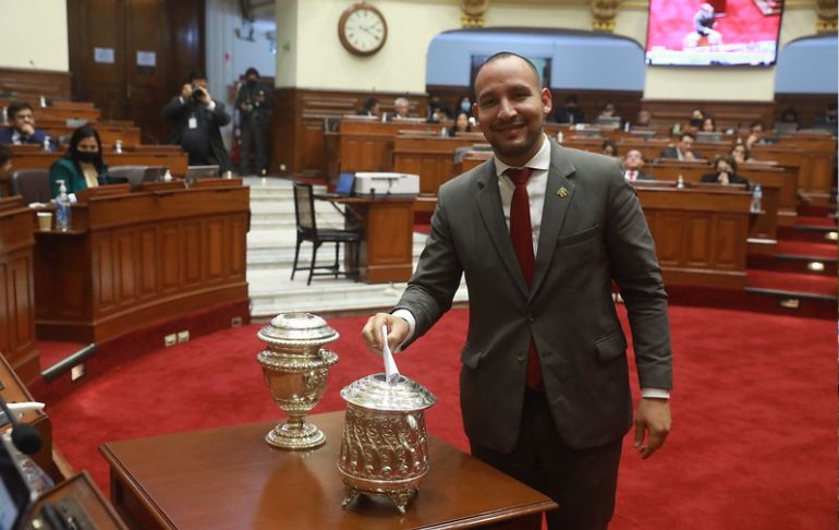 Alejandro Muñante es el nuevo tercer vicepresidente del Congreso